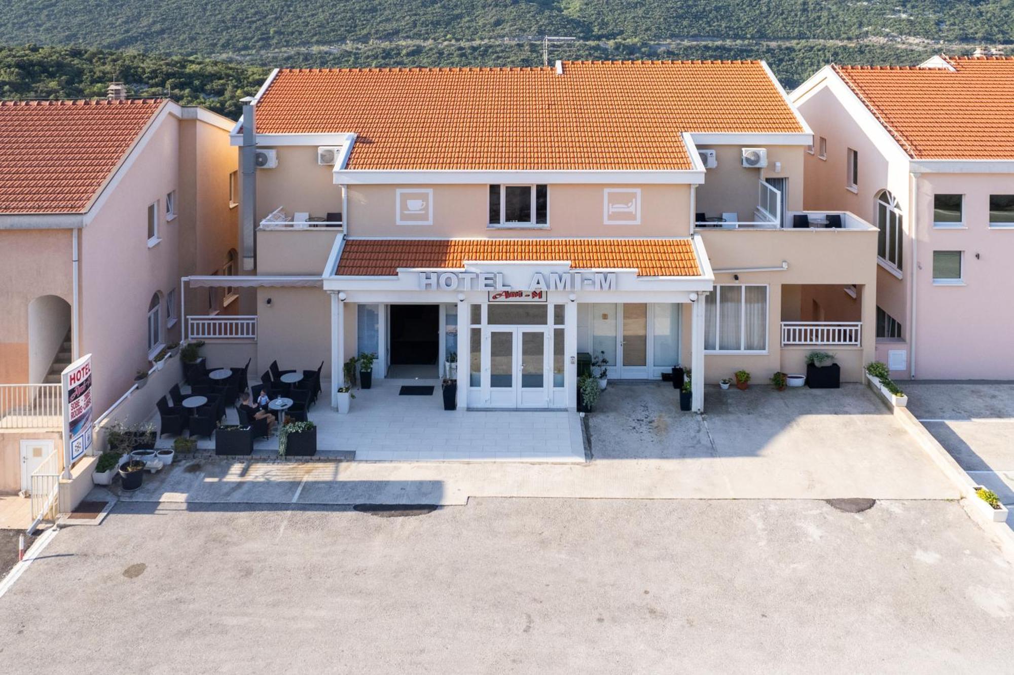 Hotel Ami - M Neum Exteriér fotografie