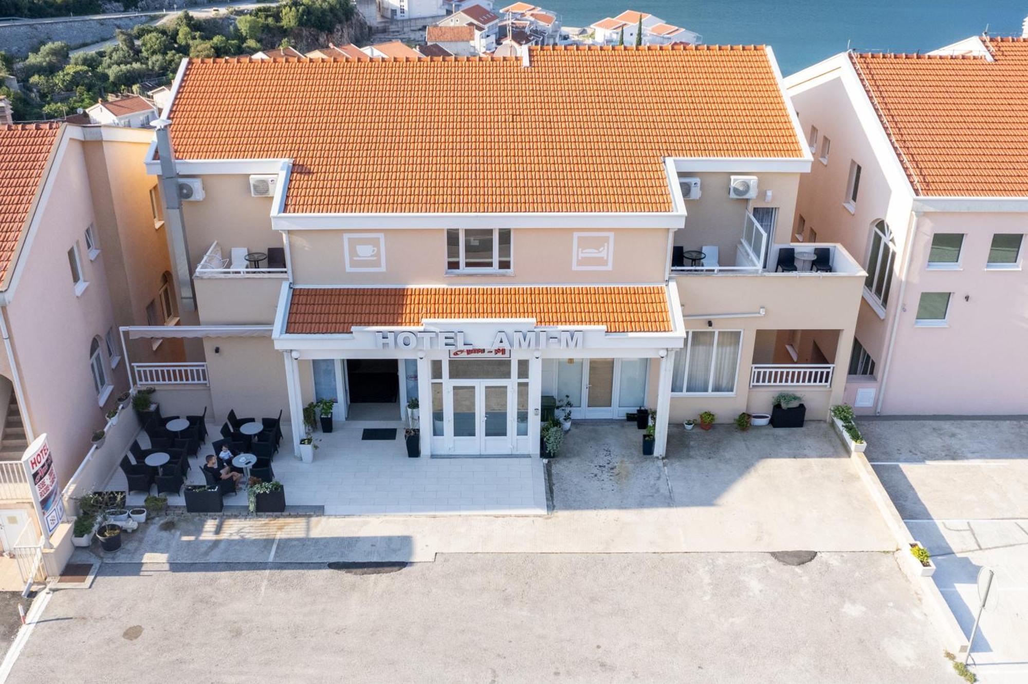 Hotel Ami - M Neum Exteriér fotografie