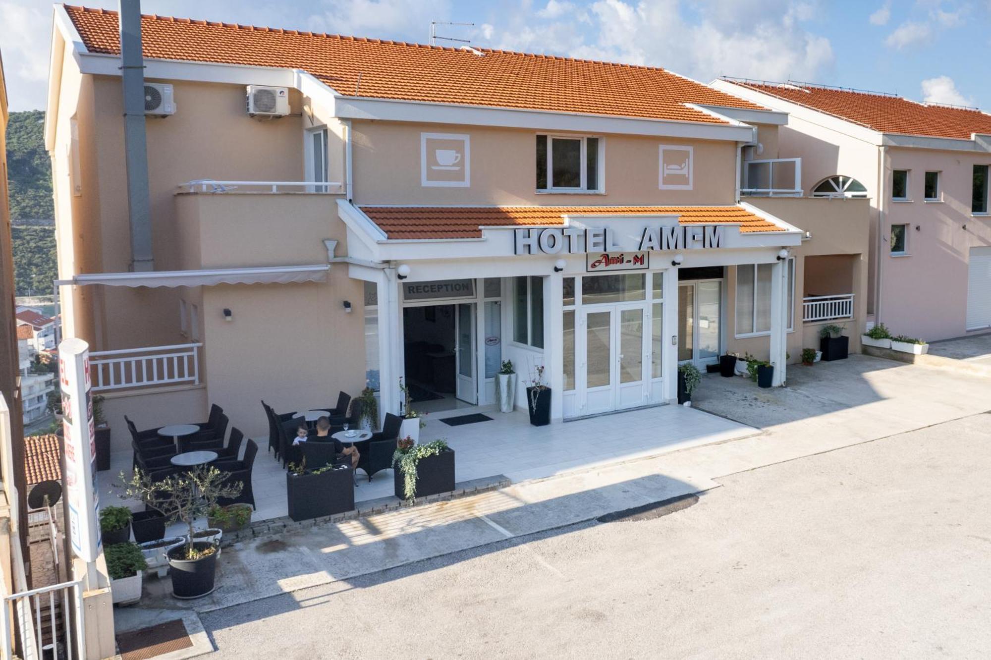 Hotel Ami - M Neum Exteriér fotografie